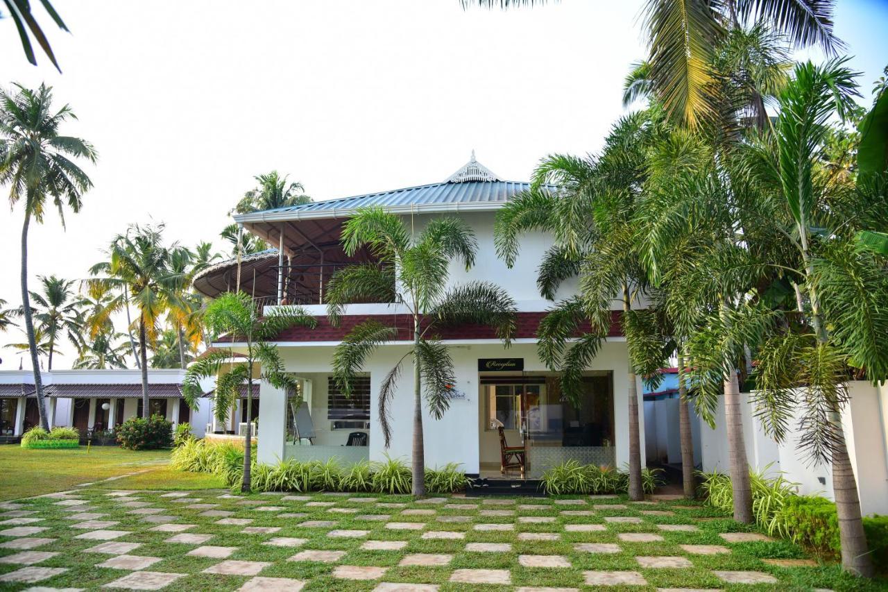 VOYE HOMES Majestic Lake&Beach Resort Varkala Paravūr Exteriör bild