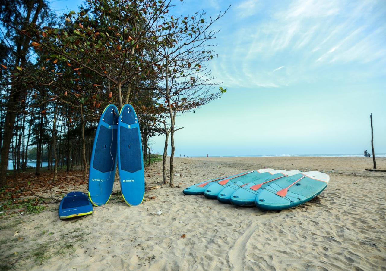 VOYE HOMES Majestic Lake&Beach Resort Varkala Paravūr Exteriör bild